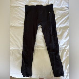 Gym shark leggings